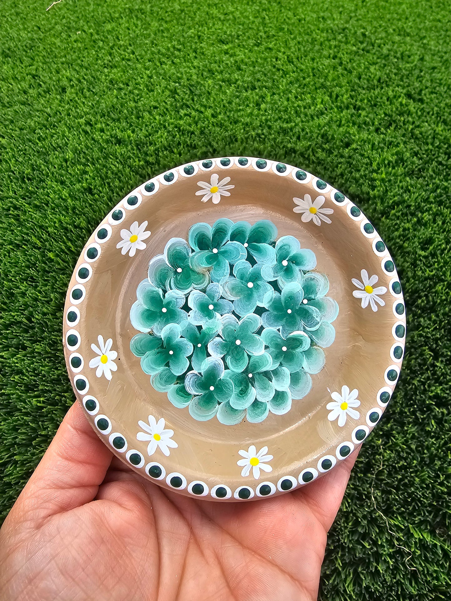 Hand-Painted Terracotta Trinket Dish – Green & White Floral Jewelry Ring Dish, Tan Limewash Dahlia & Daisy Catchall