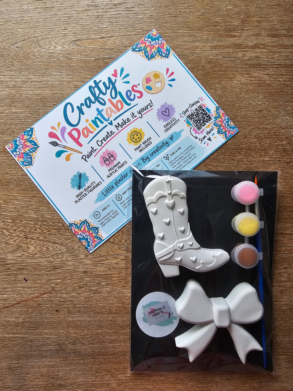 🤠 Cowgirl Boot & Bow Paintable Plaster Figurine Kit