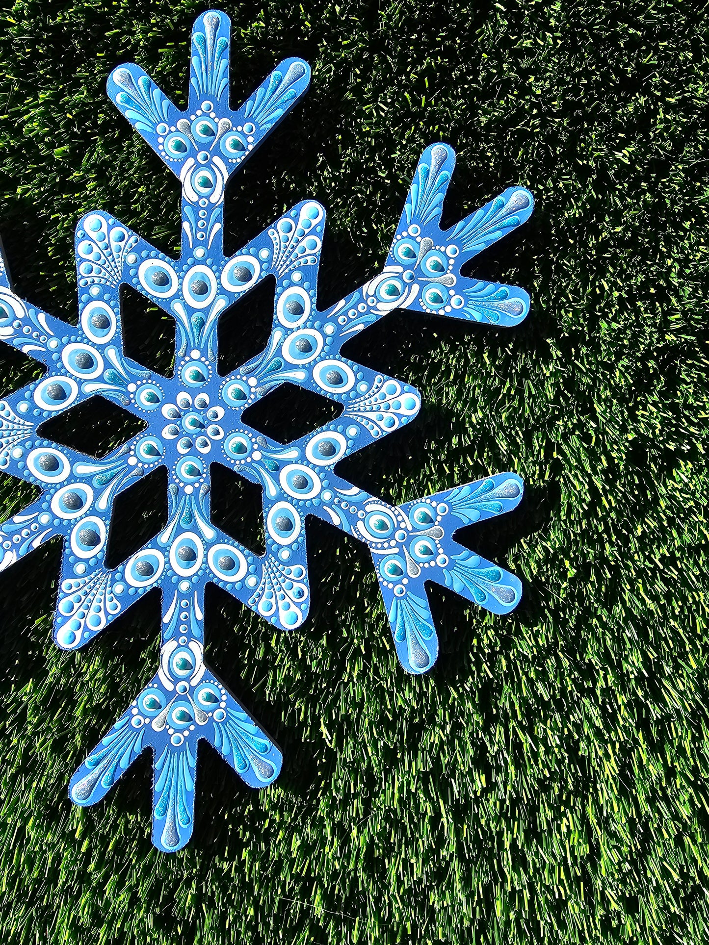 Snowflake Dot Mandala Wall & Door Decor