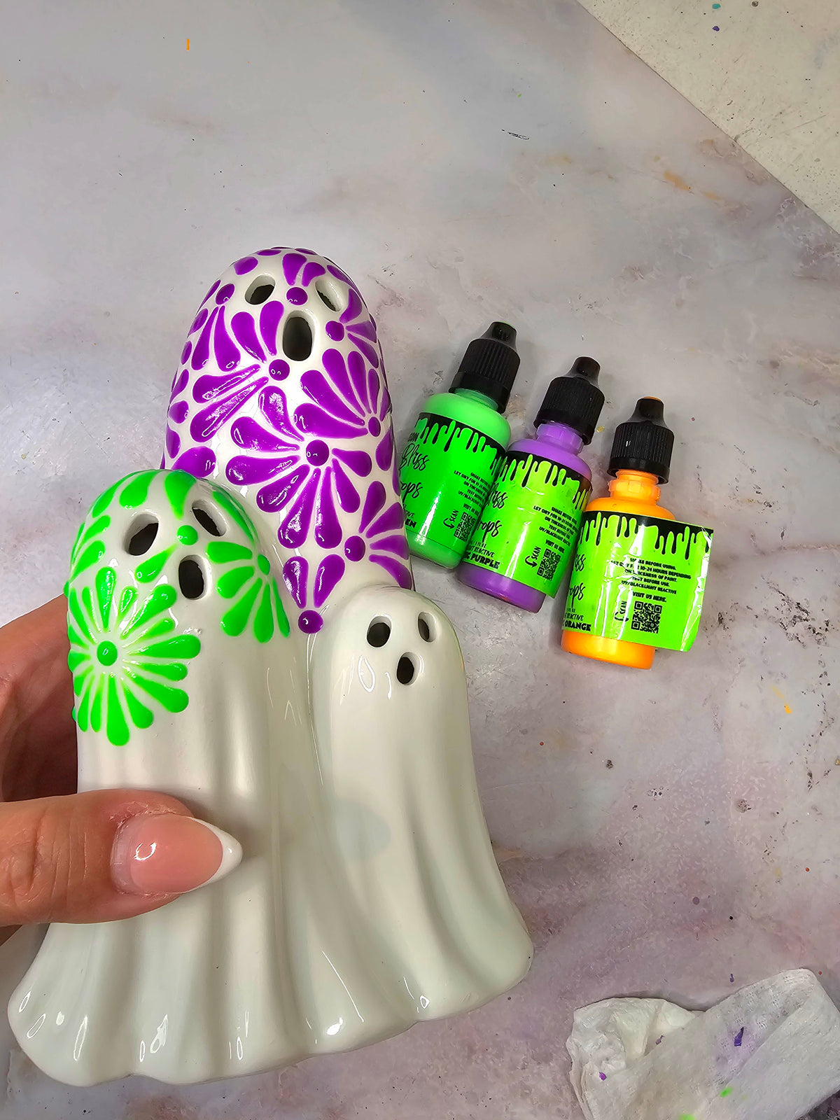 👻 UV Reactive Neon Ghost Light — Pre-Order